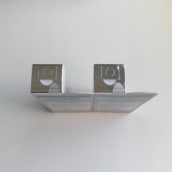 Shiseido Elixir Whitening & Revitalizing SPF50 2PC - Picture 3 of 5